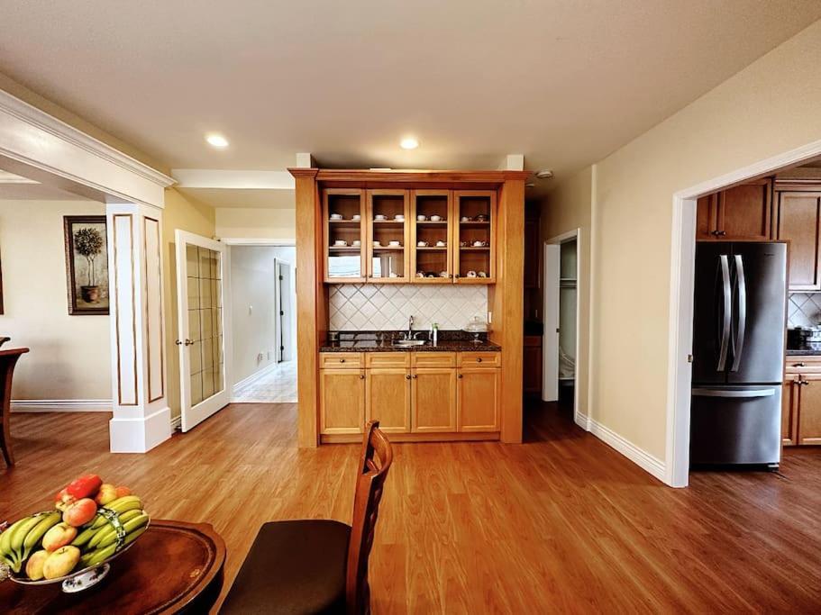 Super Cosy 8Bed & 6Bath In Vancouver Heart Near To Airport And Downtown Экстерьер фото
