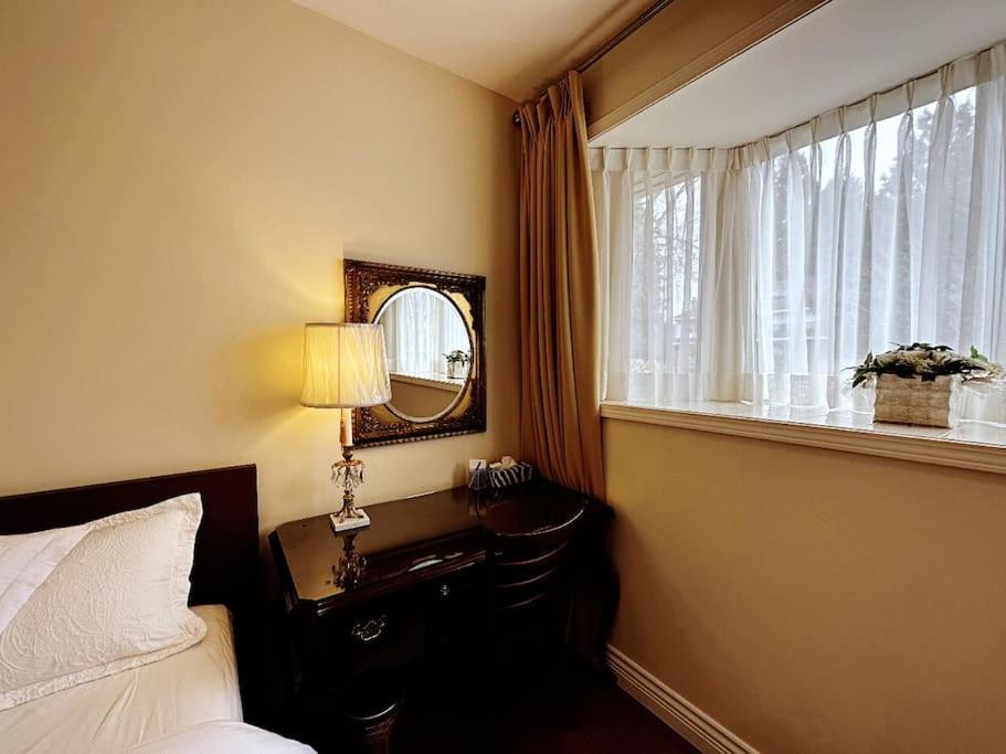 Super Cosy 8Bed & 6Bath In Vancouver Heart Near To Airport And Downtown Экстерьер фото