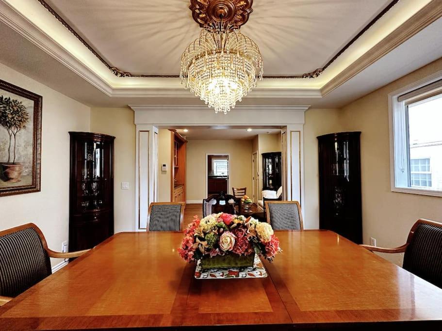 Super Cosy 8Bed & 6Bath In Vancouver Heart Near To Airport And Downtown Экстерьер фото
