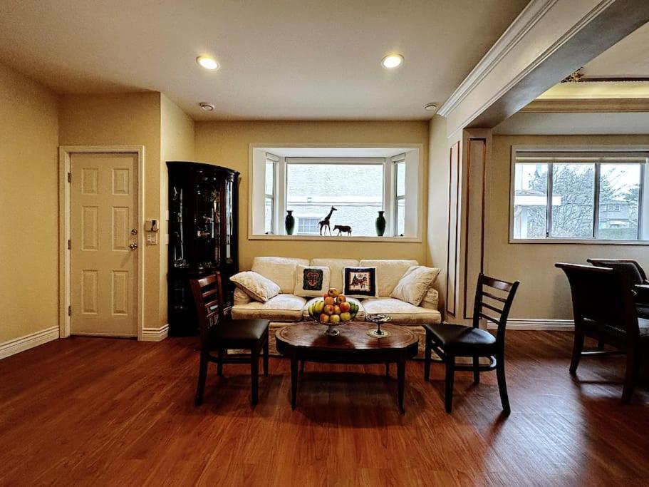 Super Cosy 8Bed & 6Bath In Vancouver Heart Near To Airport And Downtown Экстерьер фото