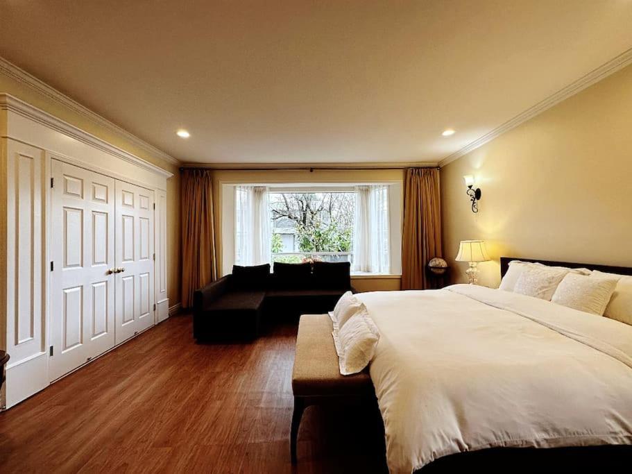Super Cosy 8Bed & 6Bath In Vancouver Heart Near To Airport And Downtown Экстерьер фото