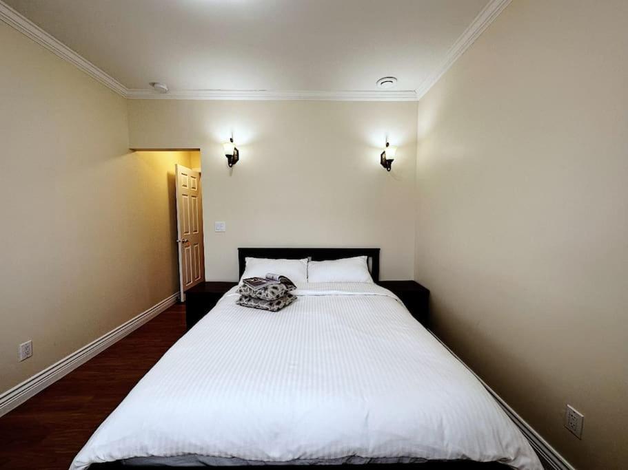Super Cosy 8Bed & 6Bath In Vancouver Heart Near To Airport And Downtown Экстерьер фото